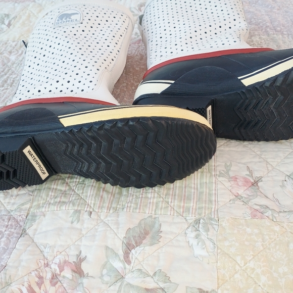 Sorel Sorelli Tall Waterproof Winter Boots White Black Quilted Leather Women 8 ❄ - Picture 7 of 16